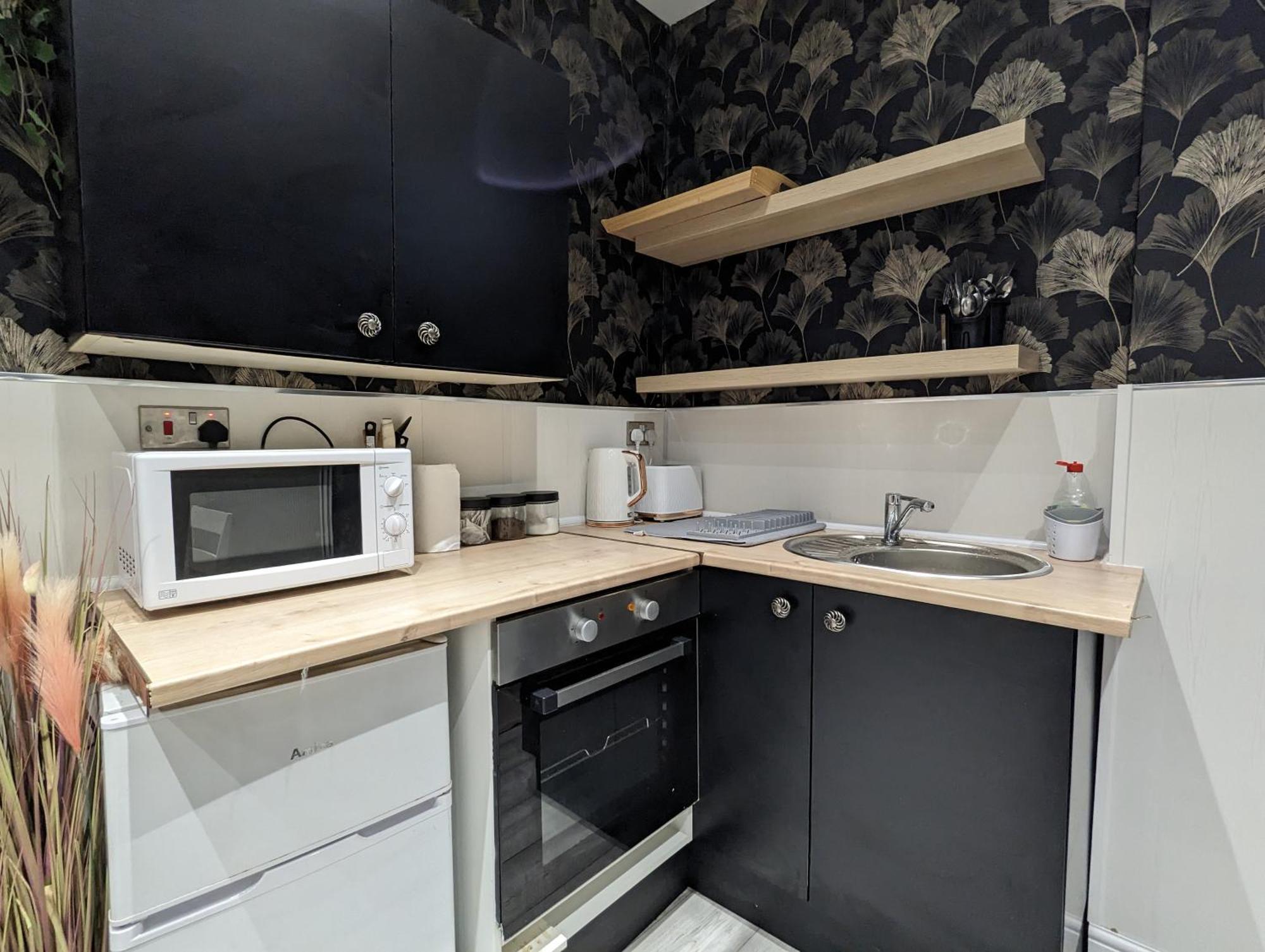 Inner-City Apartments - Basic Amenites Cardiff Eksteriør billede