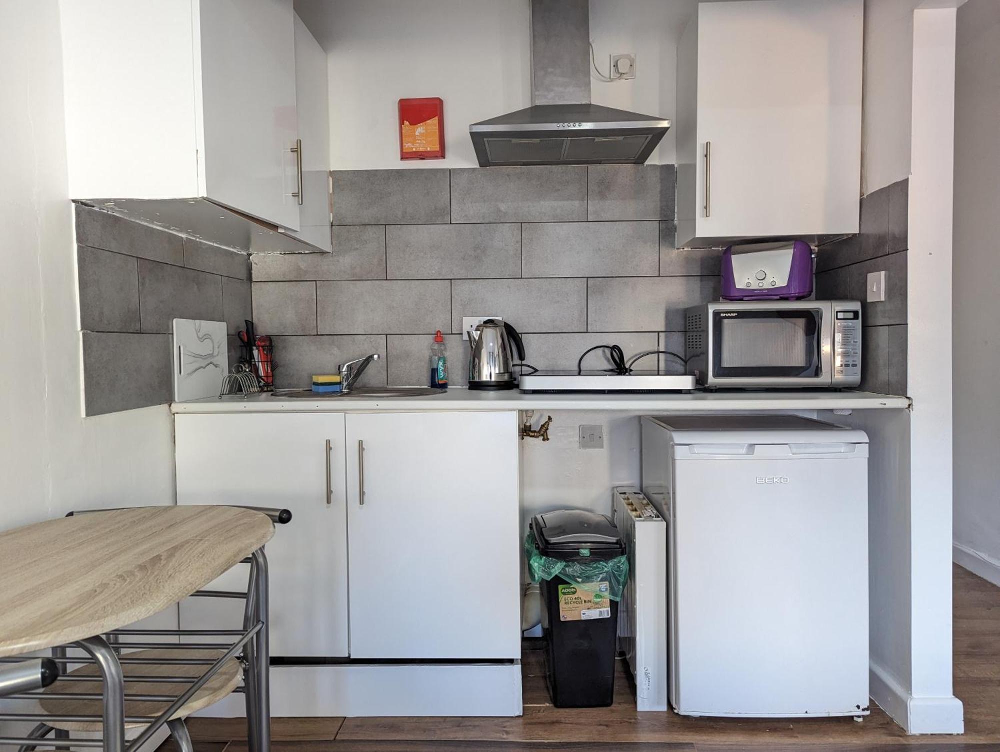 Inner-City Apartments - Basic Amenites Cardiff Eksteriør billede