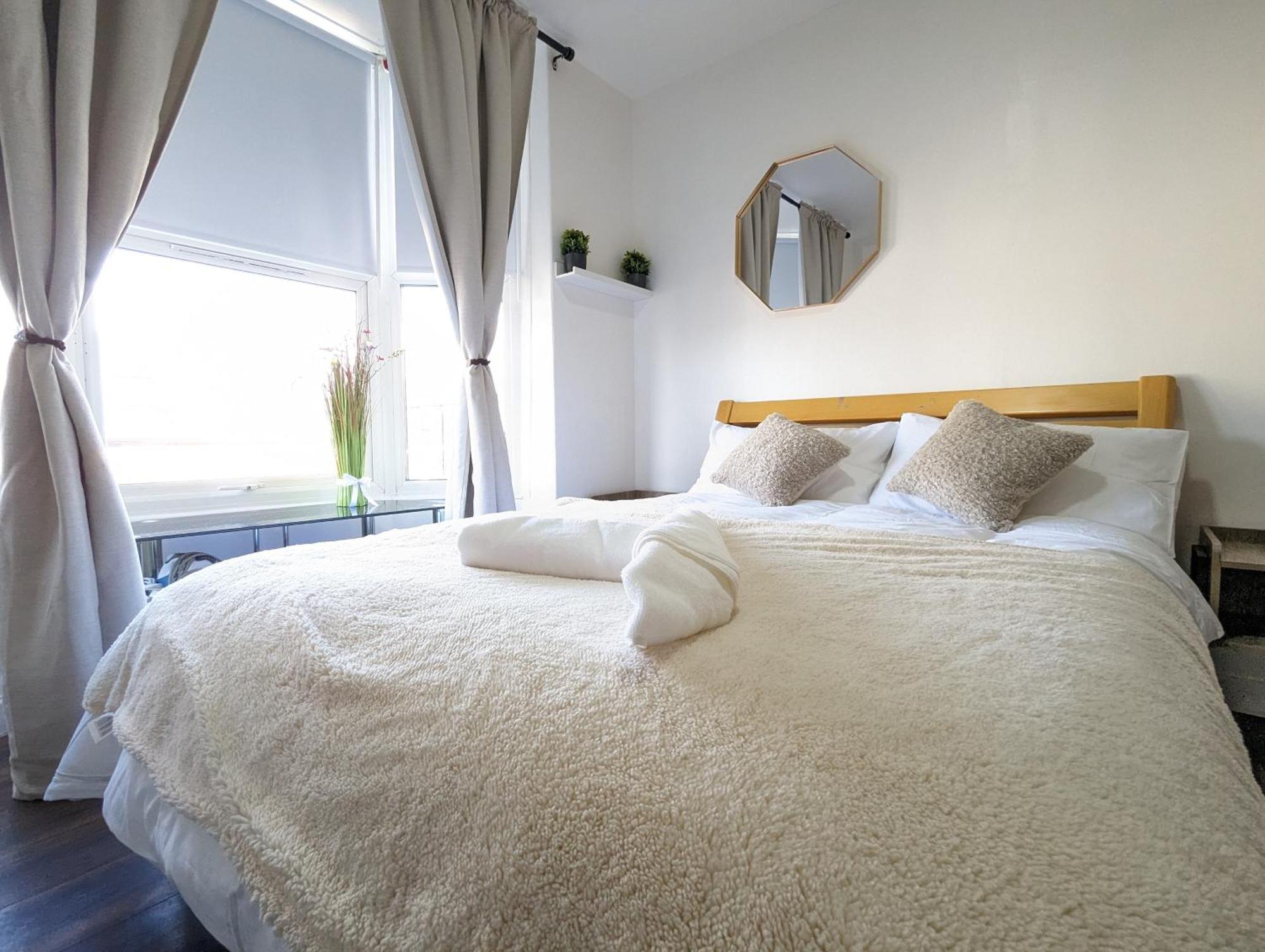 Inner-City Apartments - Basic Amenites Cardiff Eksteriør billede