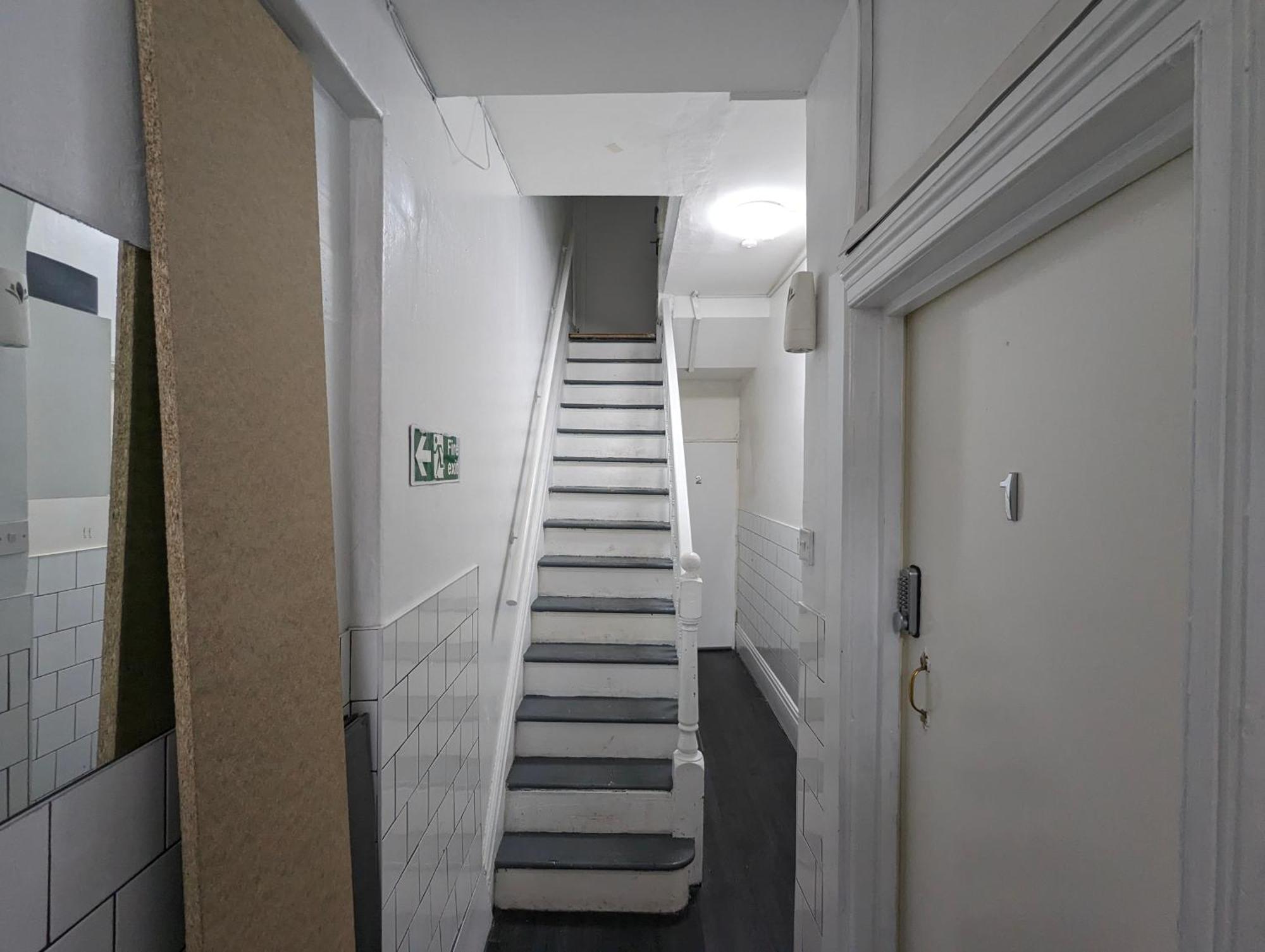 Inner-City Apartments - Basic Amenites Cardiff Eksteriør billede
